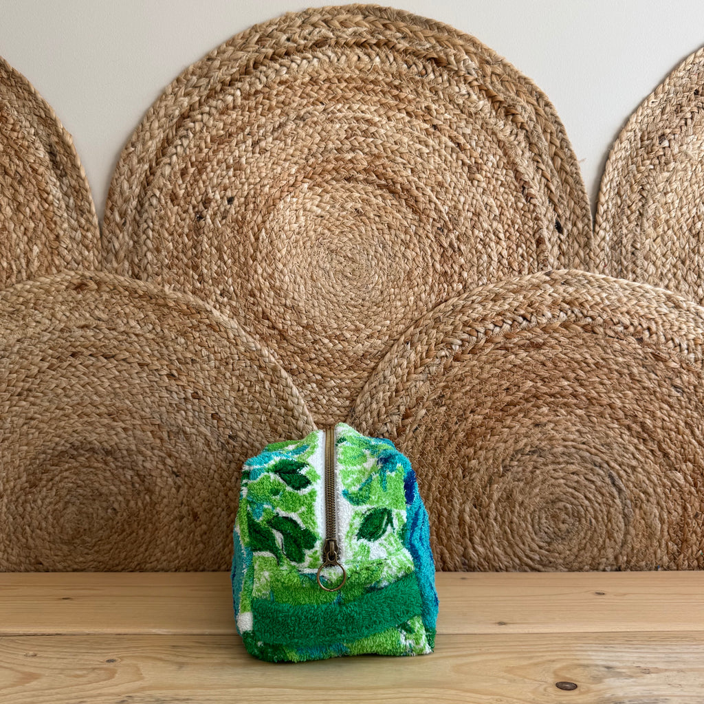 Trousse de toilette vintage fleurie / verte