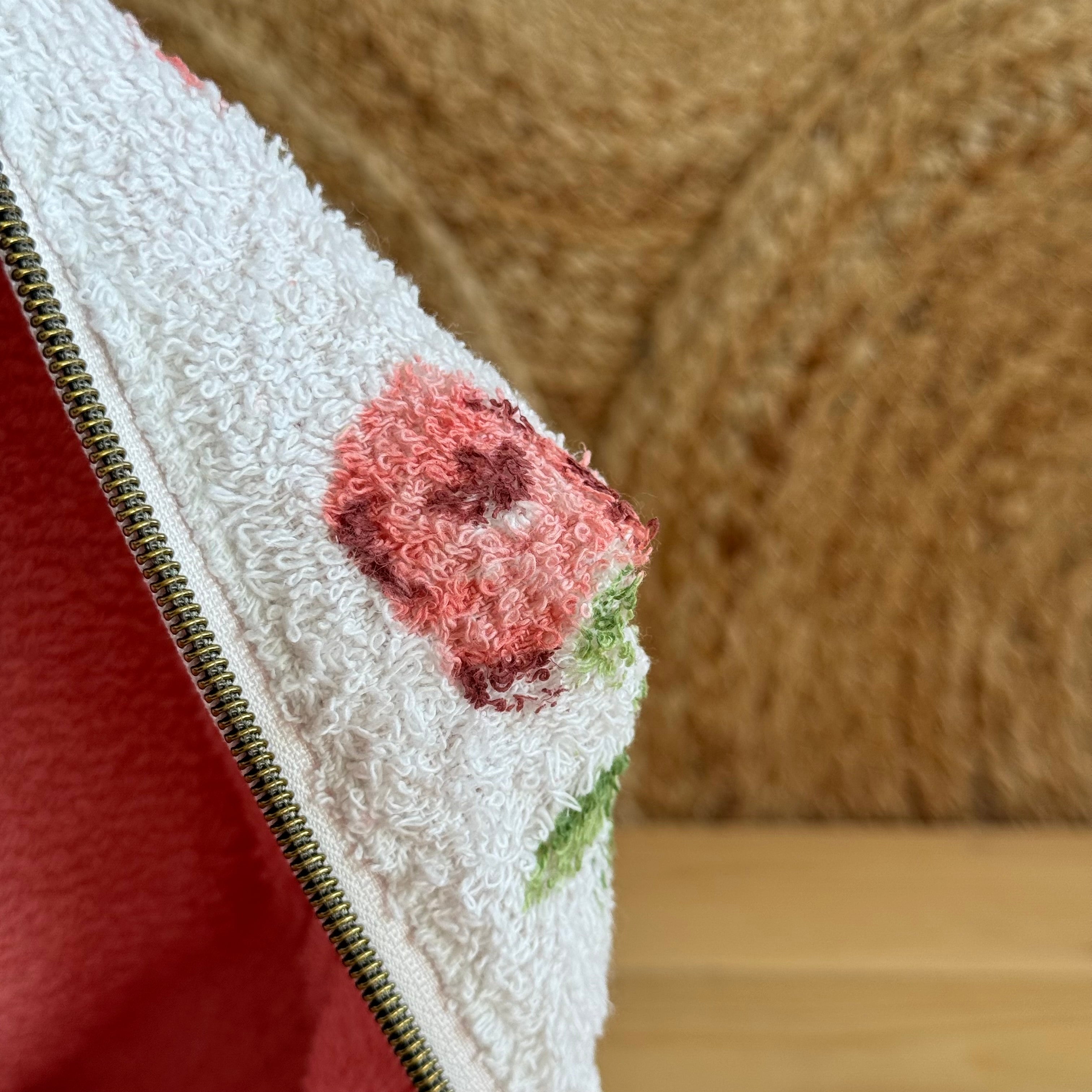 Trousse de toilette vintage fleurie / rose