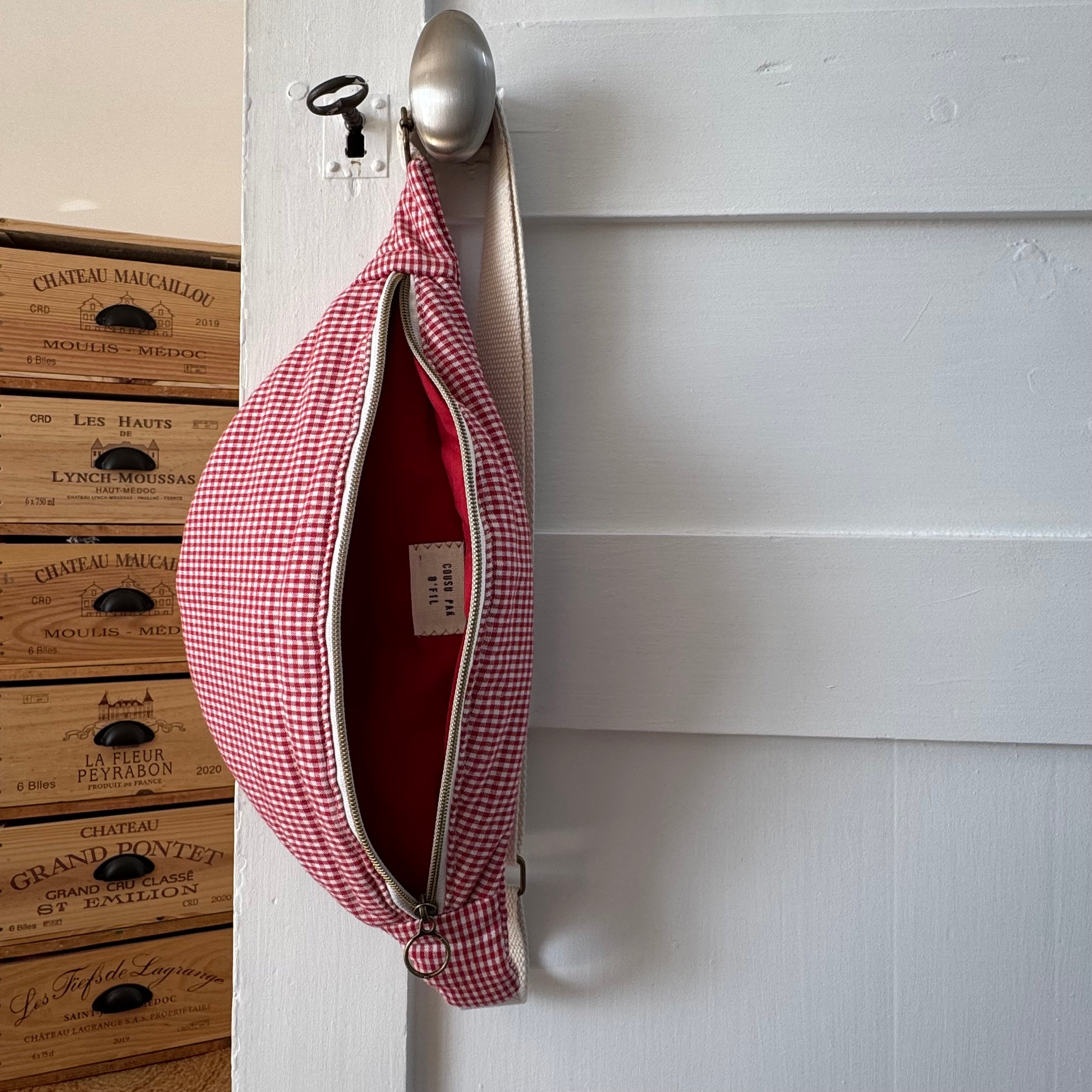 Sac banane vichy rouge