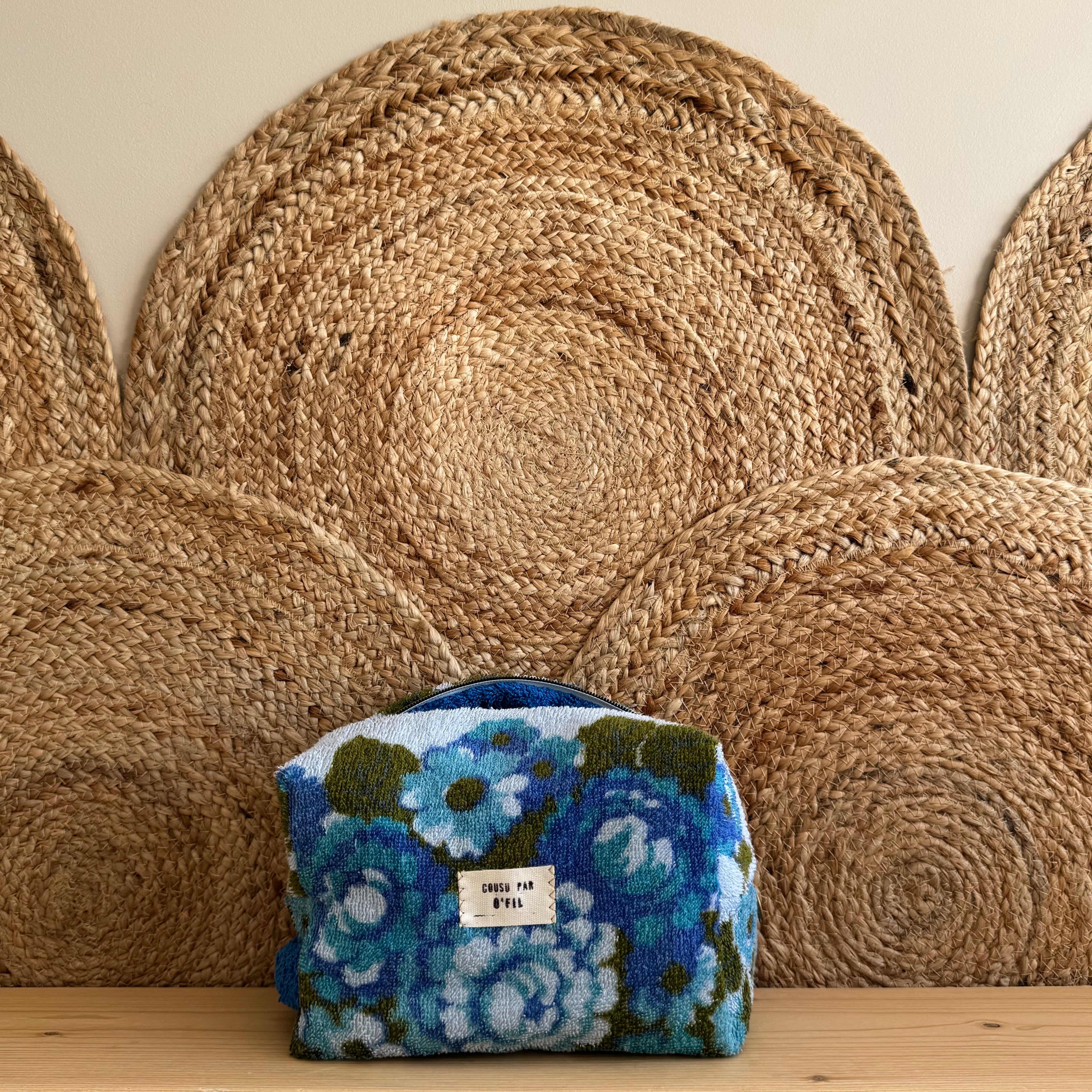 Trousse de toilette vintage fleurie / bleu roi