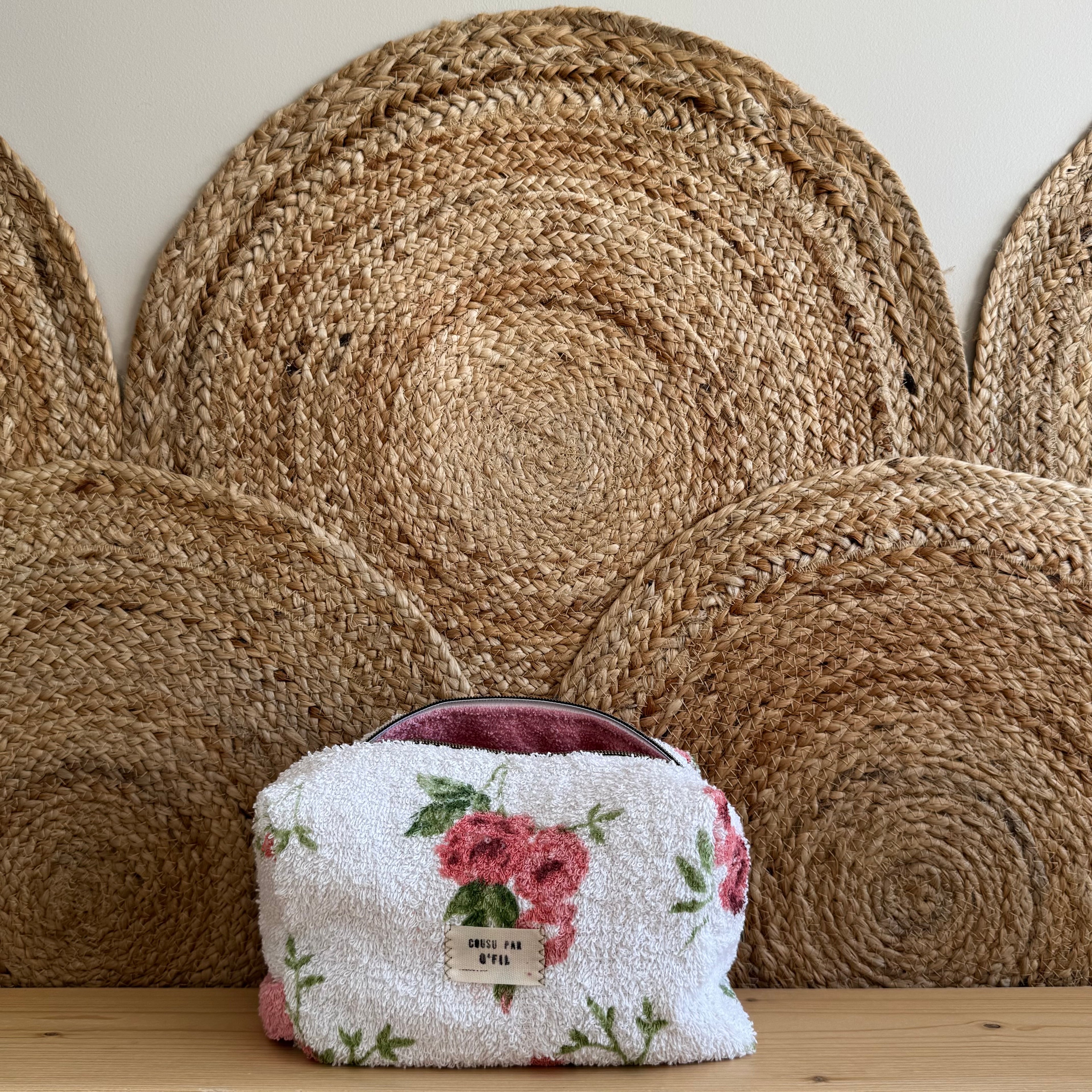 Trousse de toilette vintage fleurie / rose