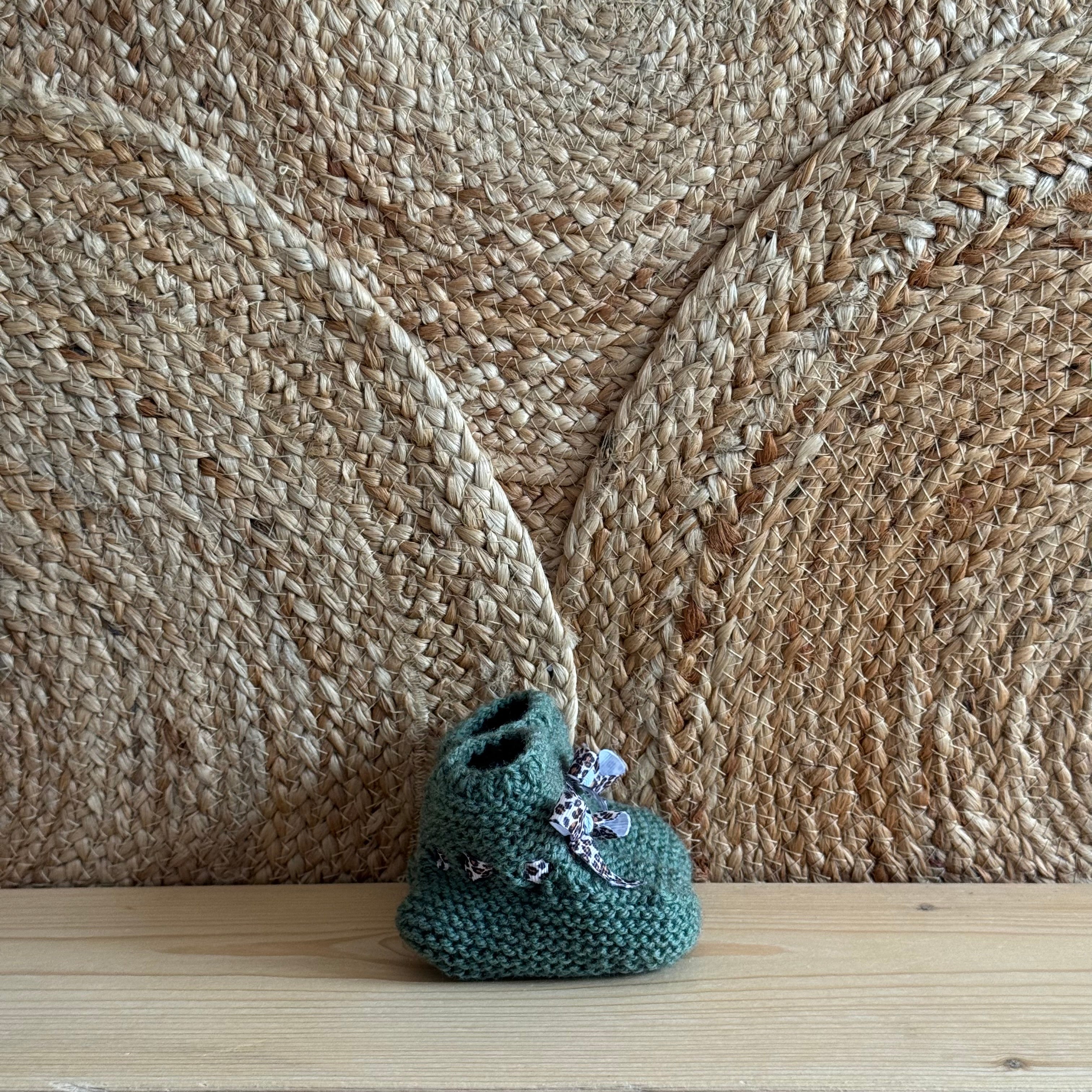 Chaussons sauge à lacets léopard