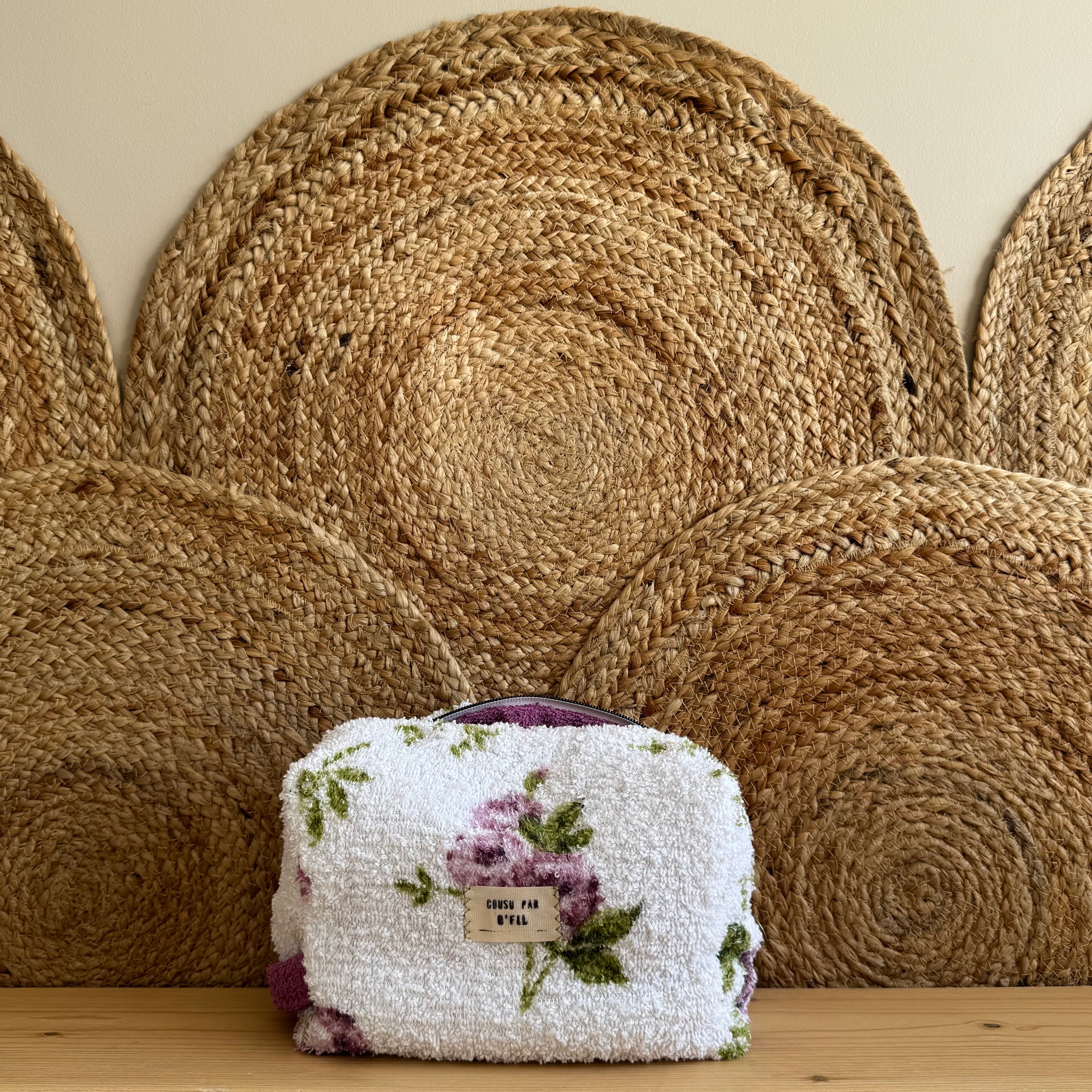 Trousse de toilette vintage fleurie / violette