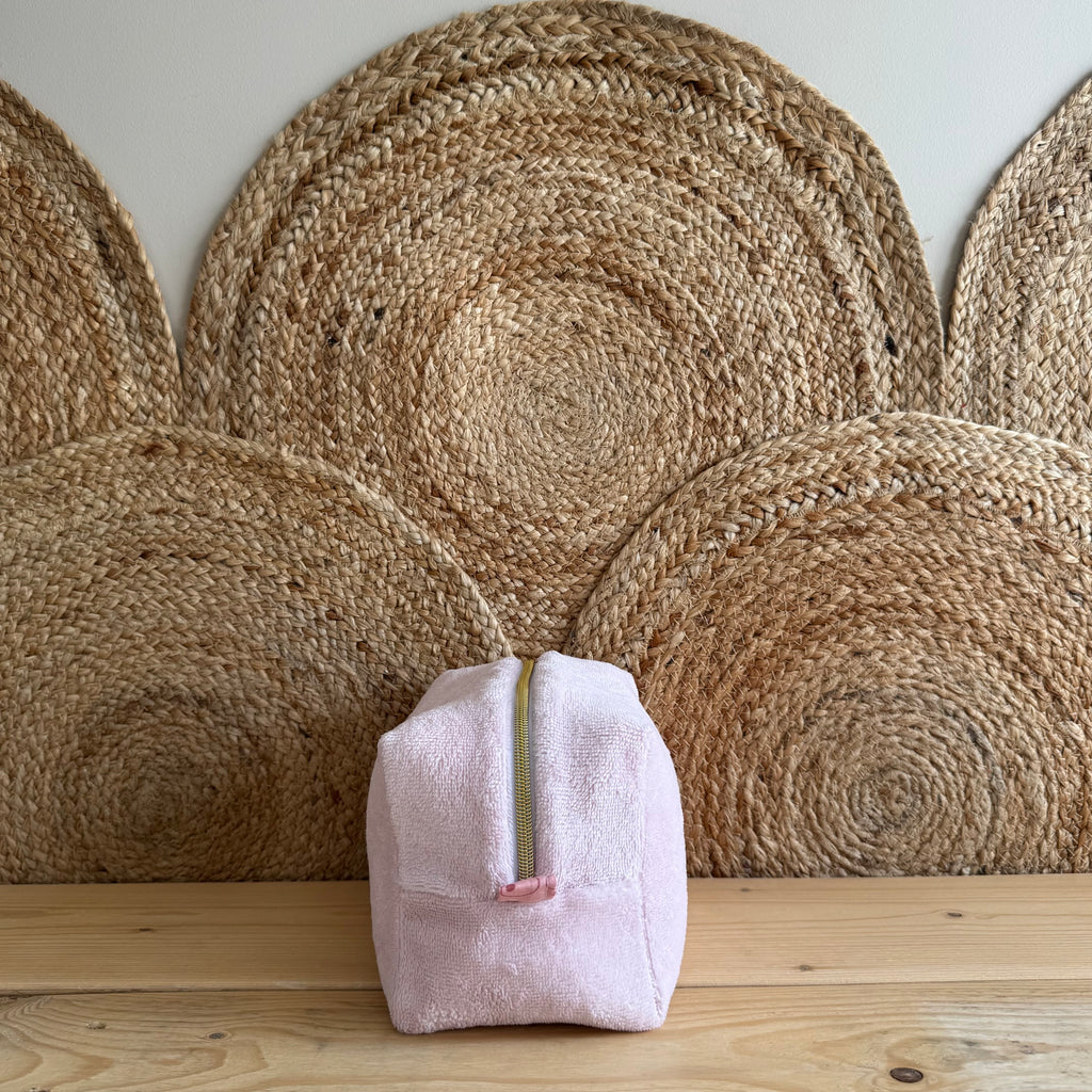 Trousse de toilette rose octobre rose