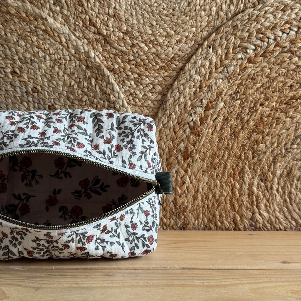 Trousse de toilette gaze de coton matelassé petites fleurs