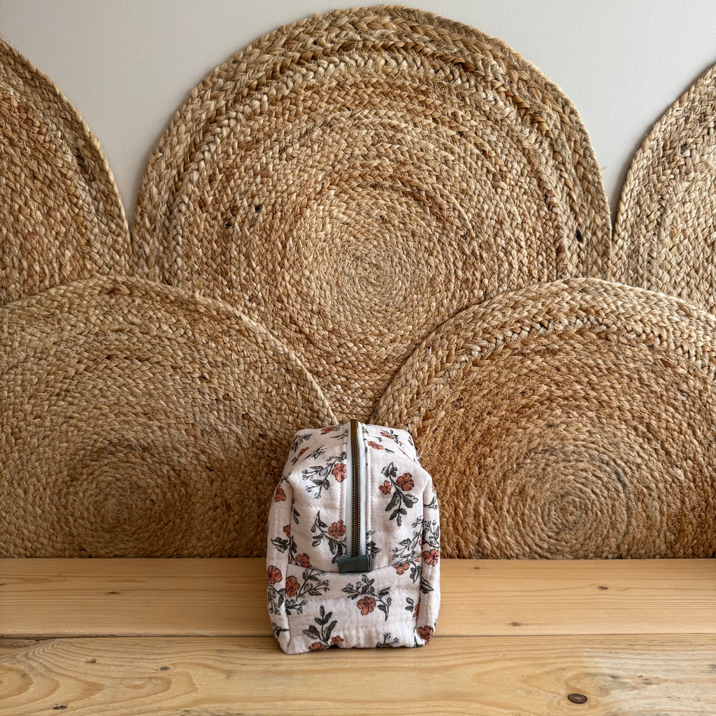 Trousse de toilette gaze de coton matelassé grosses fleurs