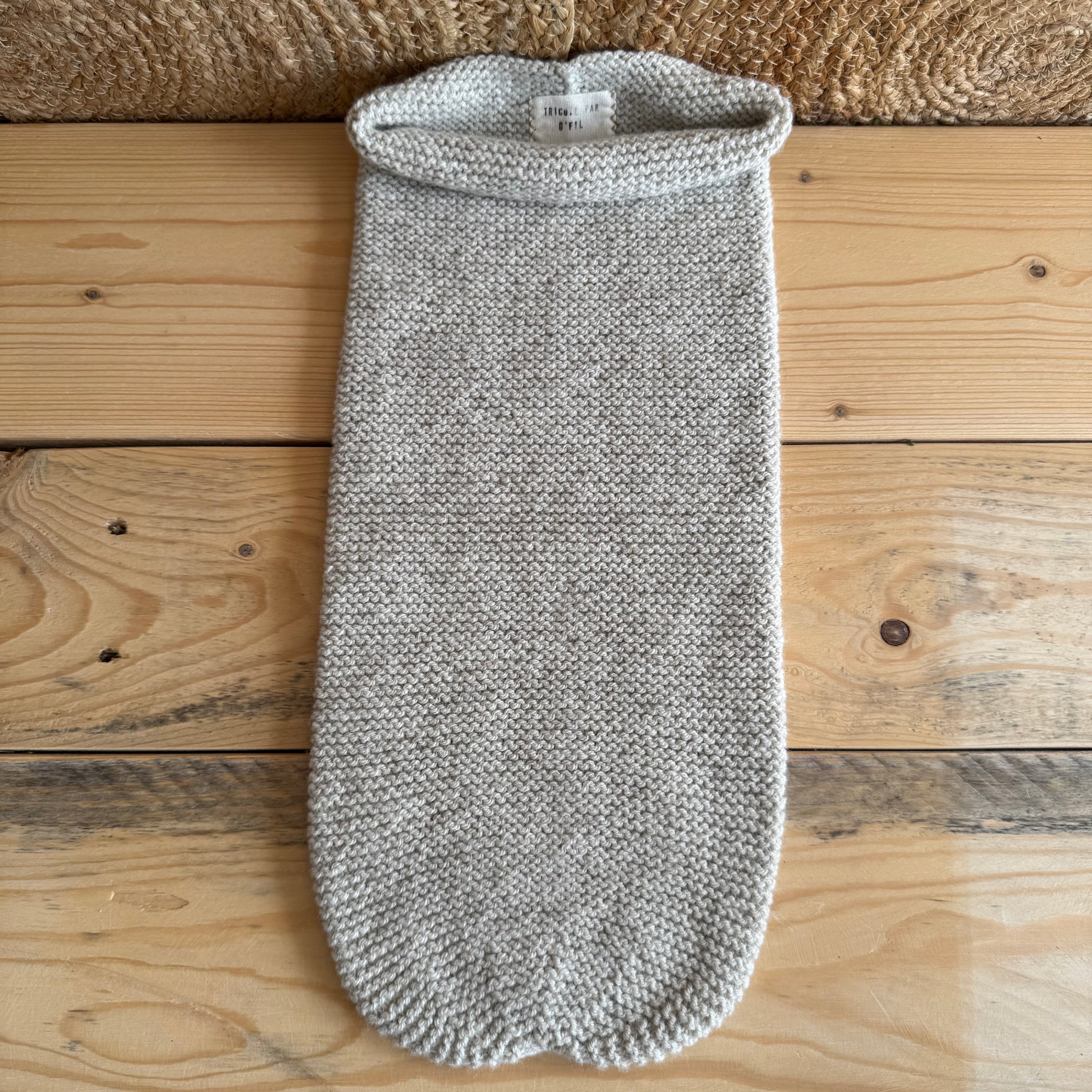 Cocoon / emmaillotage gris