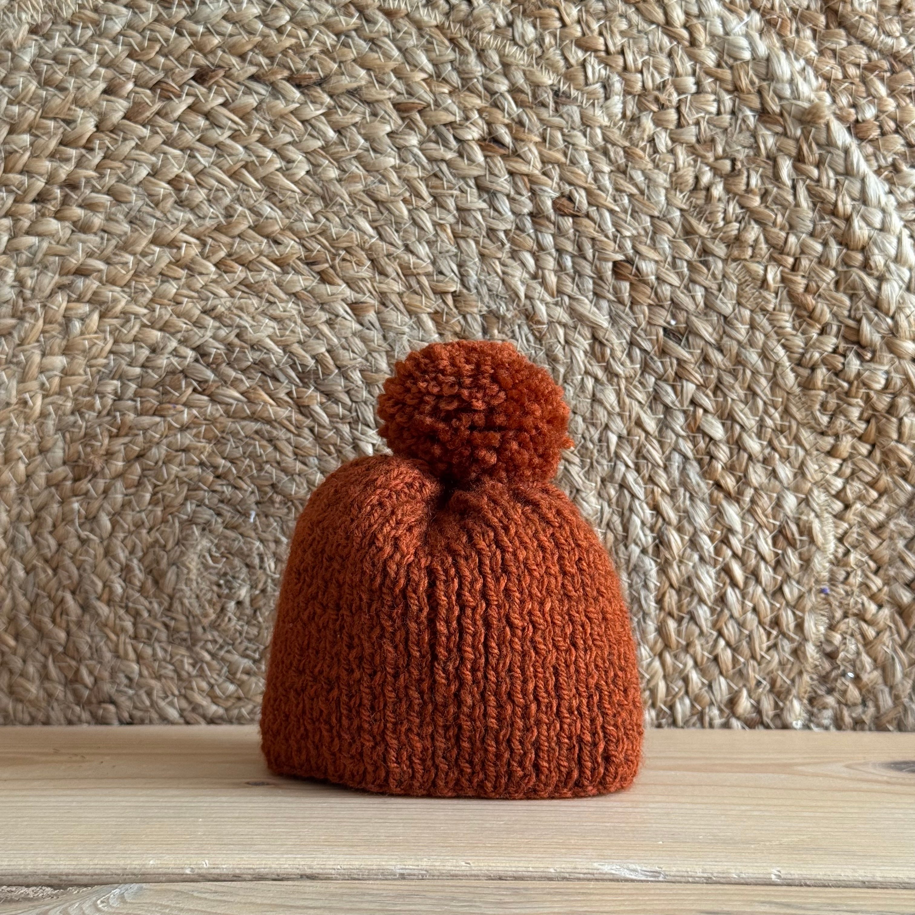 Bonnet pompon écureuil