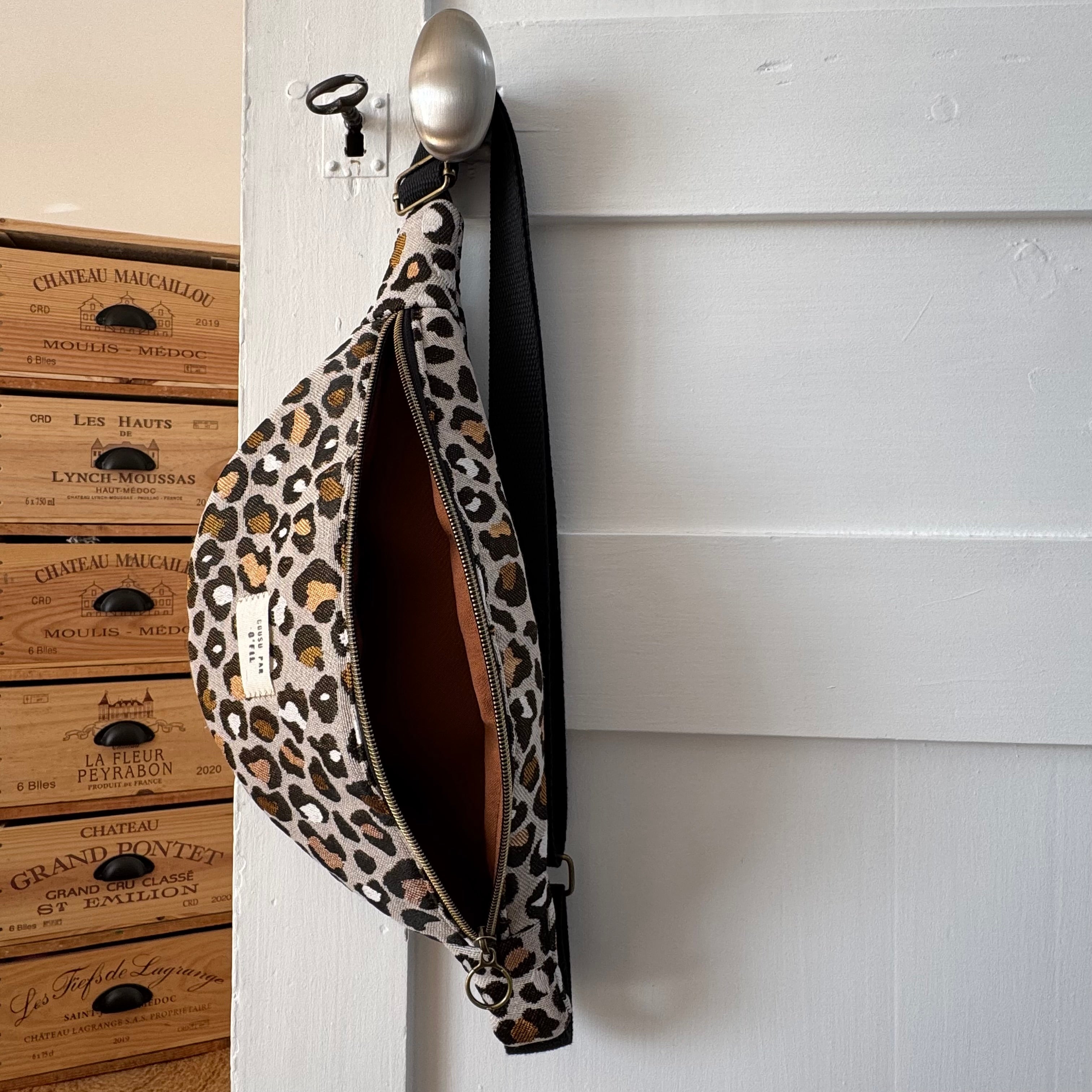Sac banane jacquard léopard / marron