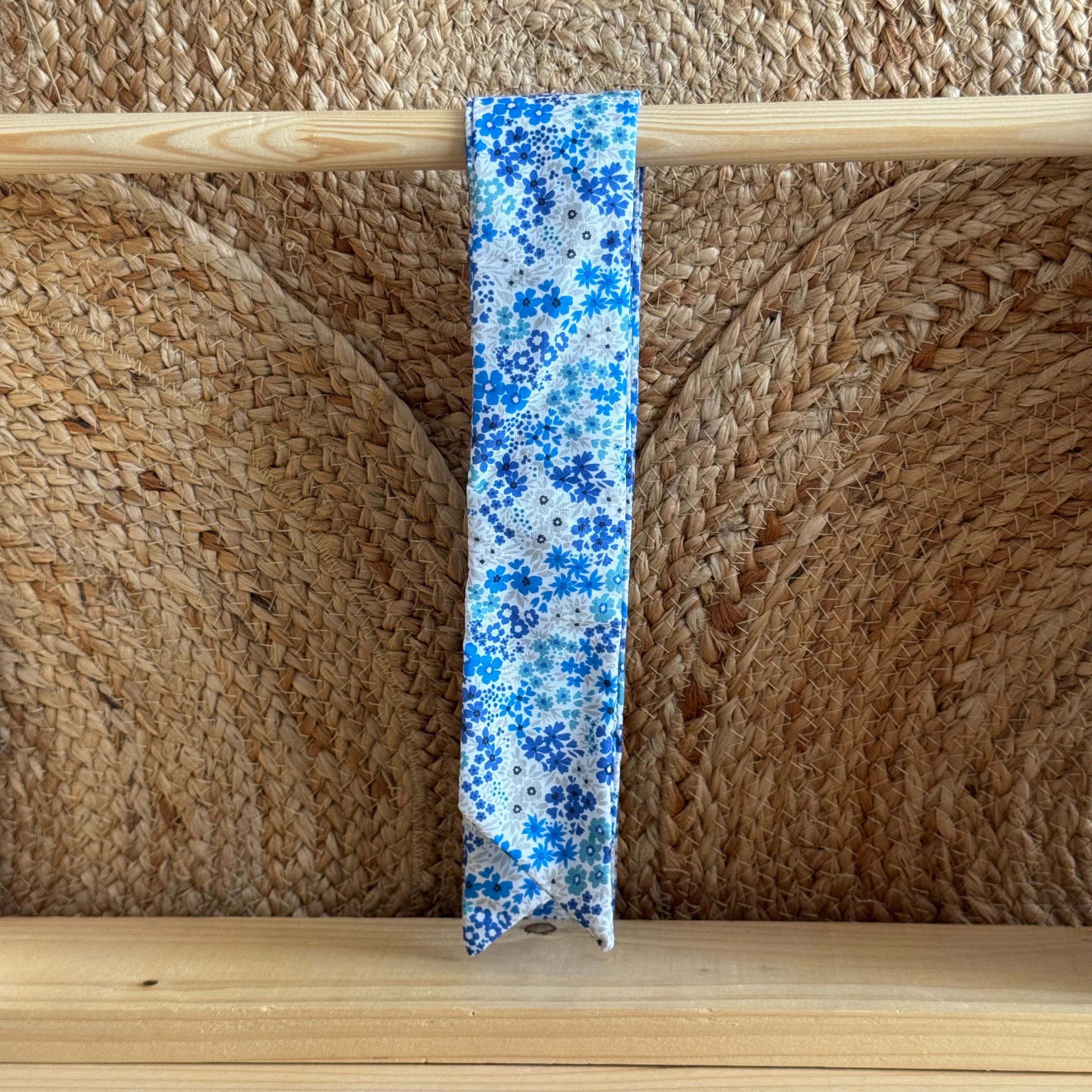 Ruban fleuri