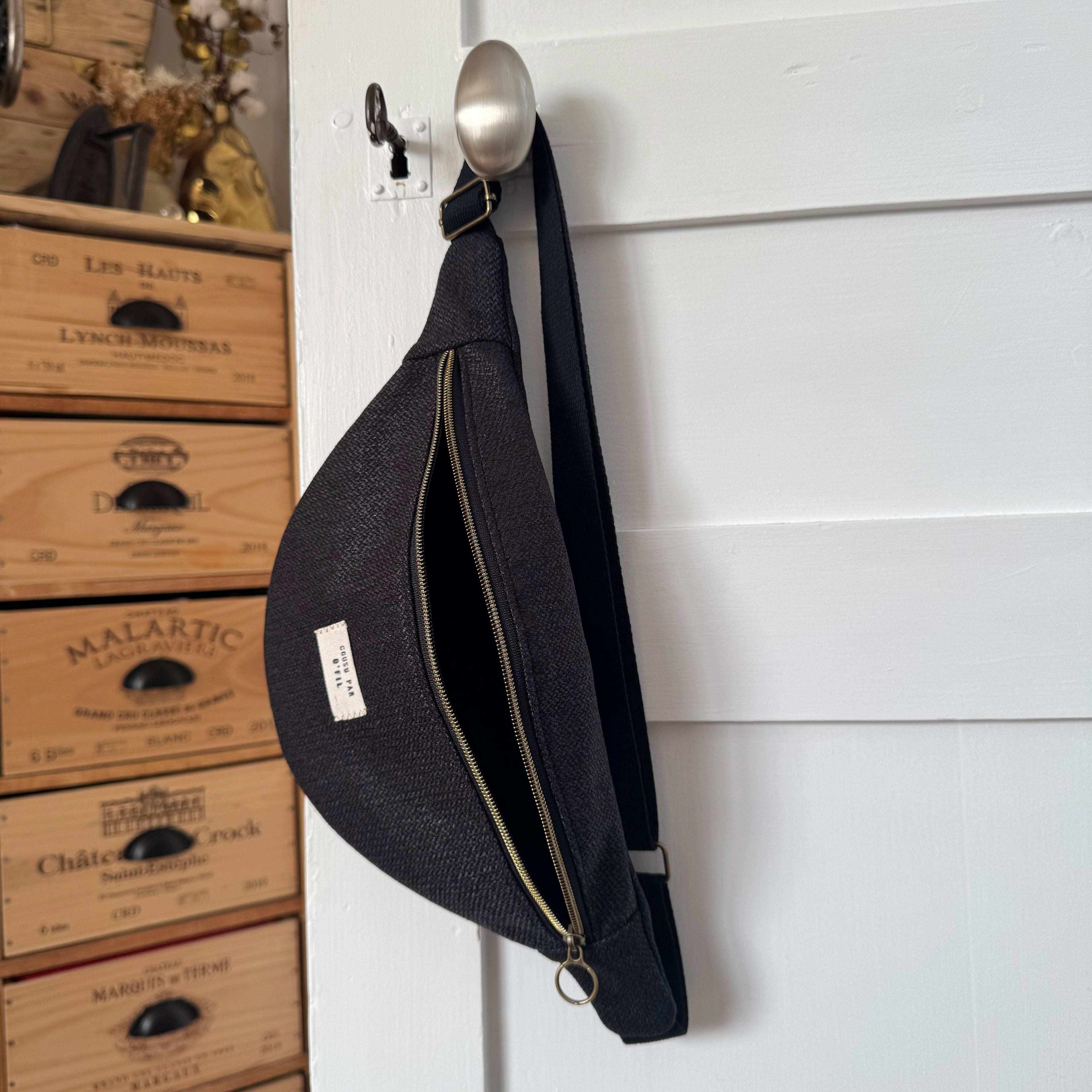 Sac banane lainage noir